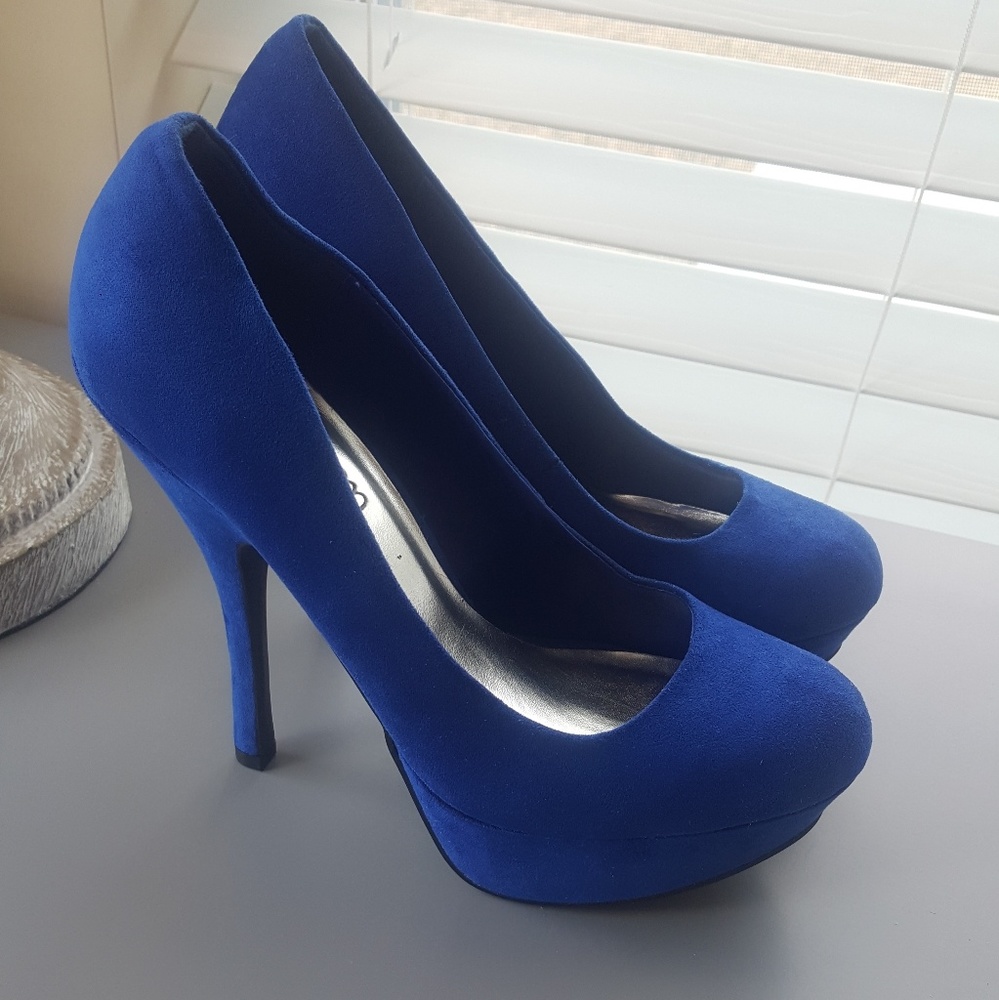 Deb Royal Blue High Heel 7 1/2
